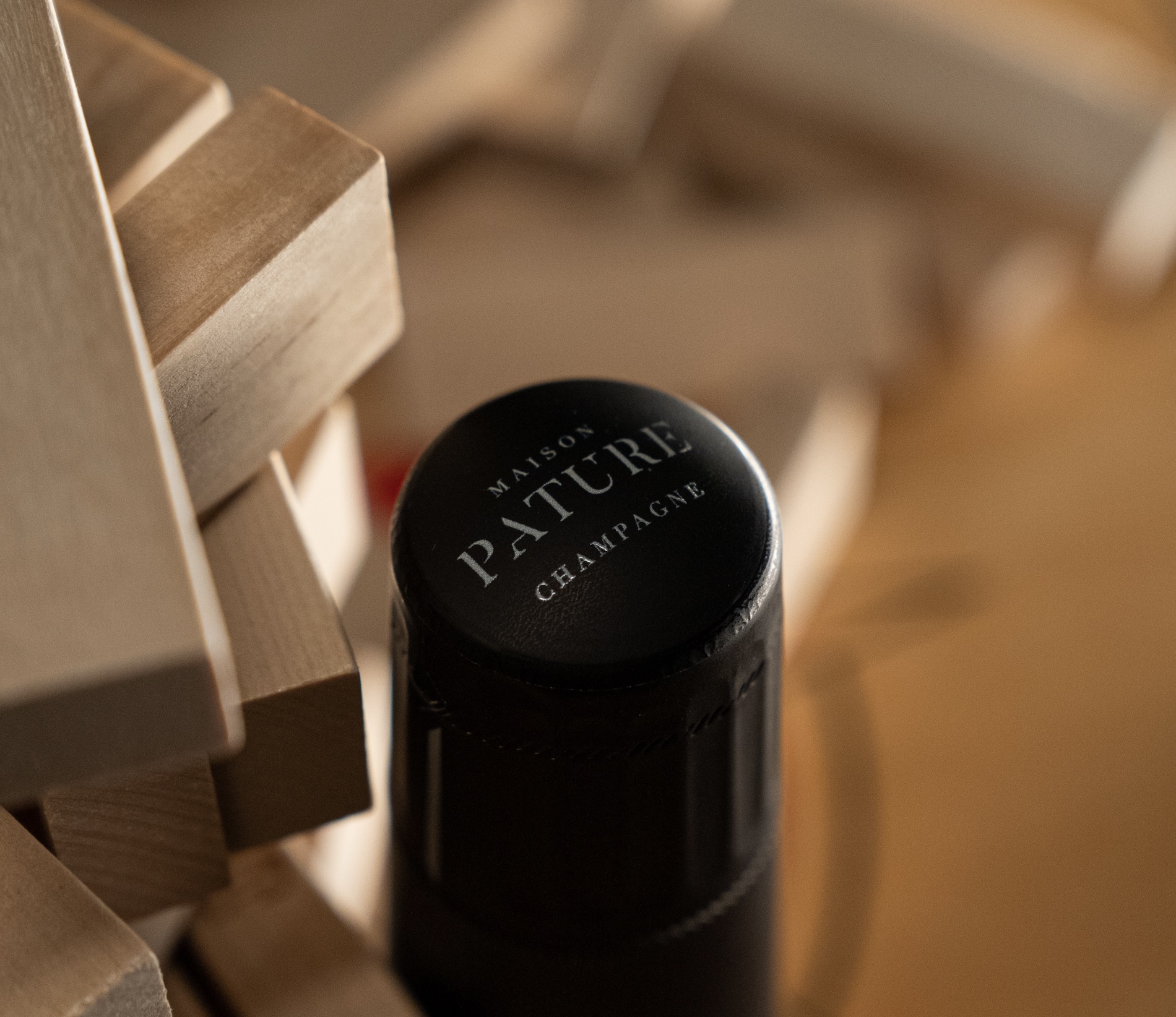 Champagne Pature, coiffe tête mise en scène